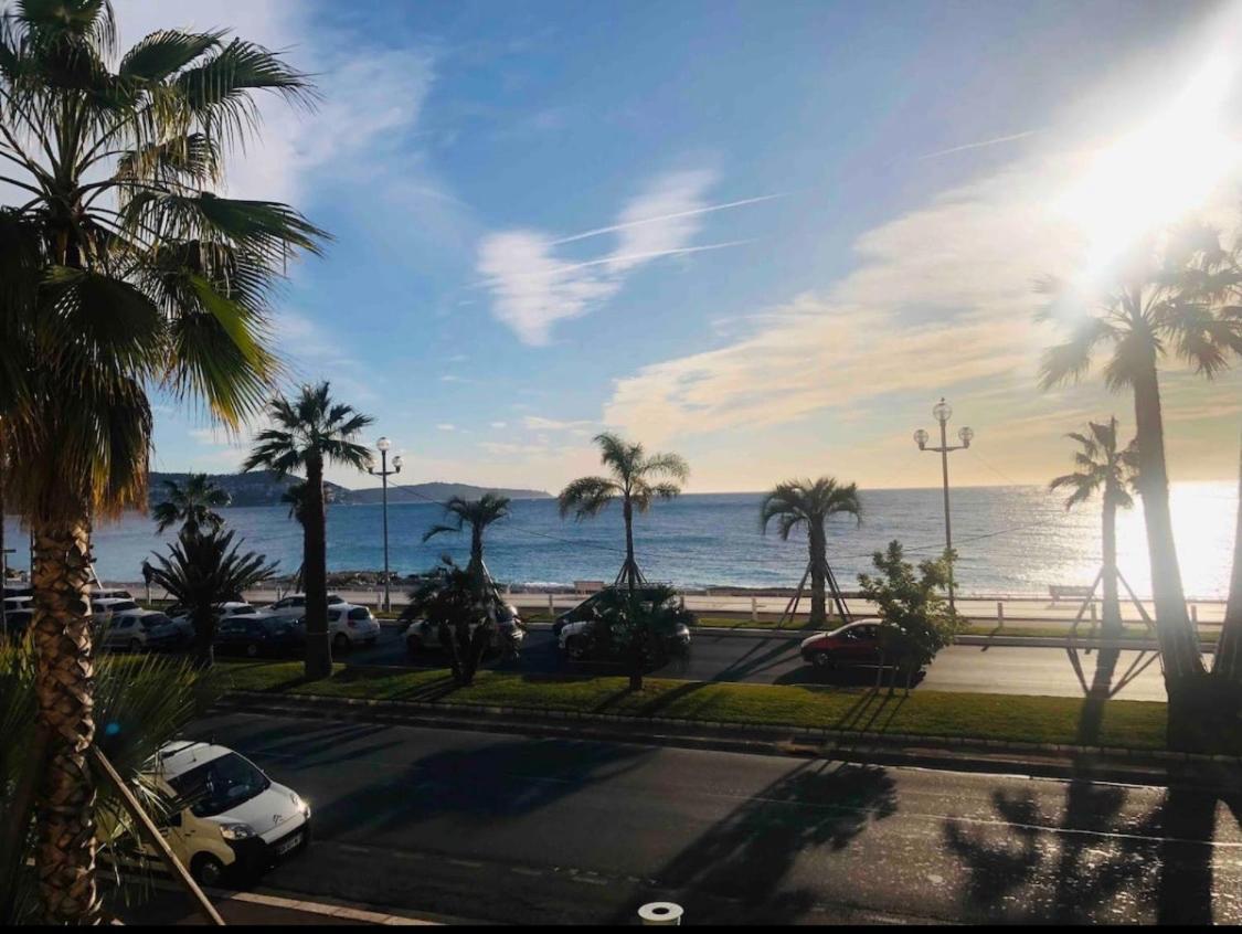 Bord De Mer A Nice Sur La Promenade Des Anglais المظهر الخارجي الصورة